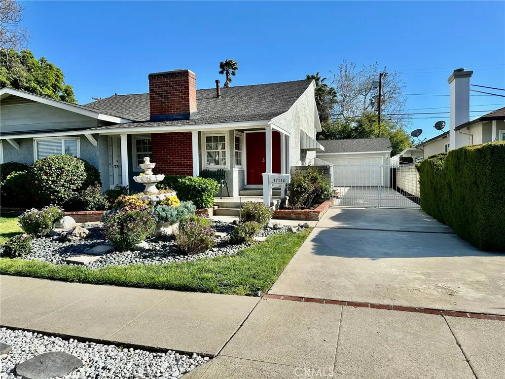 17114 Vose Street, Lake Balboa, CA 91406 - Photo 2 of 21, Lake Balboa, CA