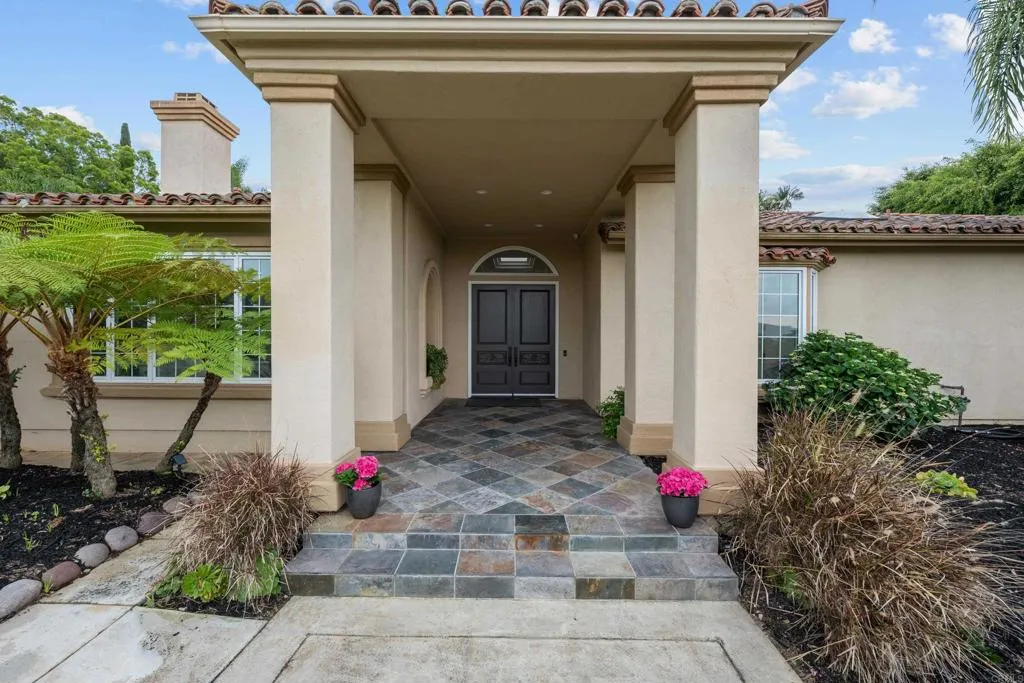 https://cdn.realtyfeed.com/cdn/127/306456480/5394e21d5a40b37364106a34f4281882.webp