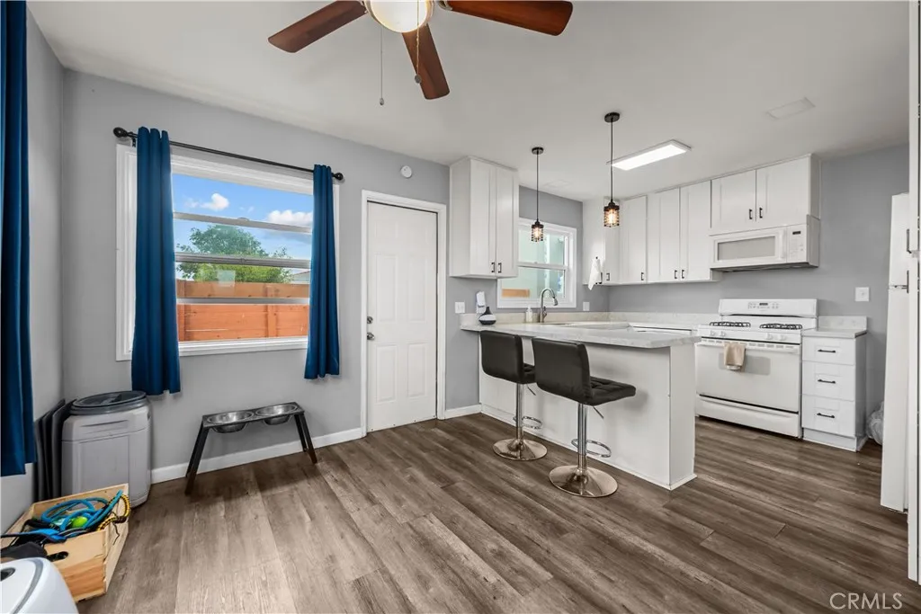 https://cdn.realtyfeed.com/cdn/127/306456506/7184ad66c4de213752814ee8989107f4.webp