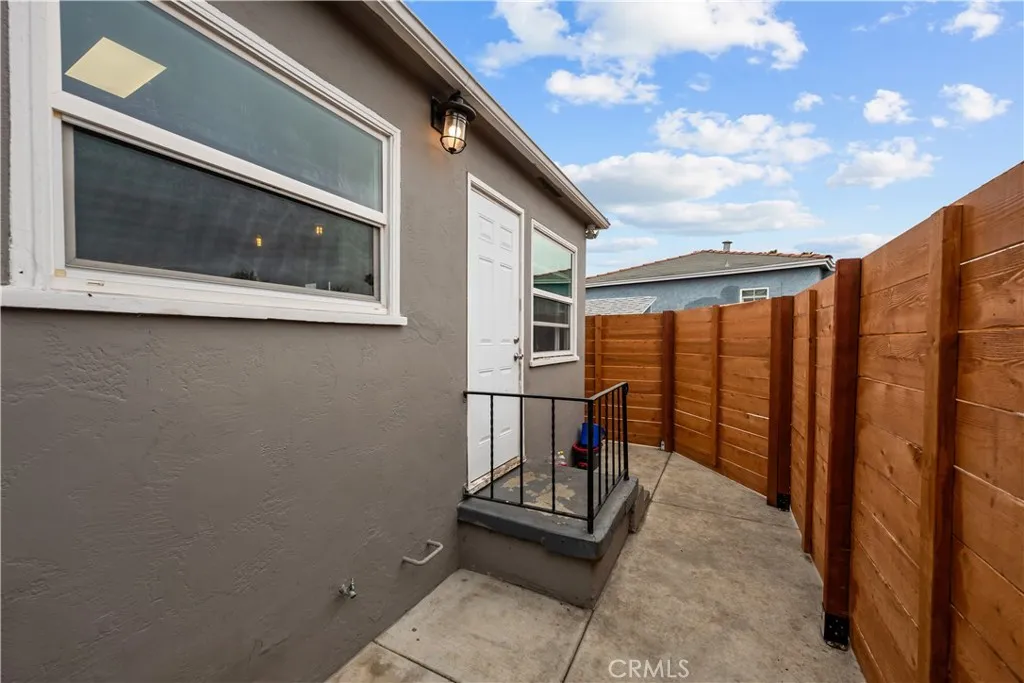 https://cdn.realtyfeed.com/cdn/127/306456506/f11f573178f0890341a41796d96f6142.webp