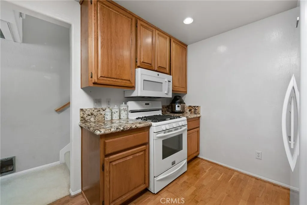 Photo #5: OC25121900 Listing 