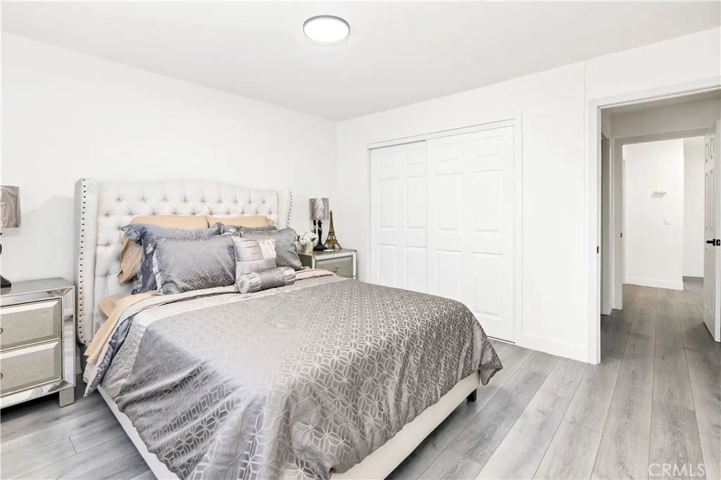Photo #12: SW25123350 Listing: Photo #12