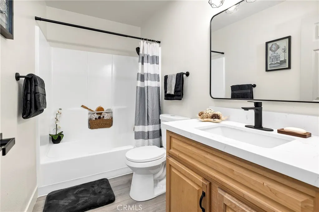 Photo #9: SW25123350 Listing: Photo #9