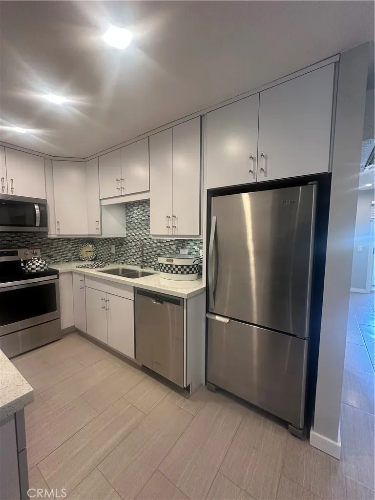 Photo #5: IV25120612 Listing 
