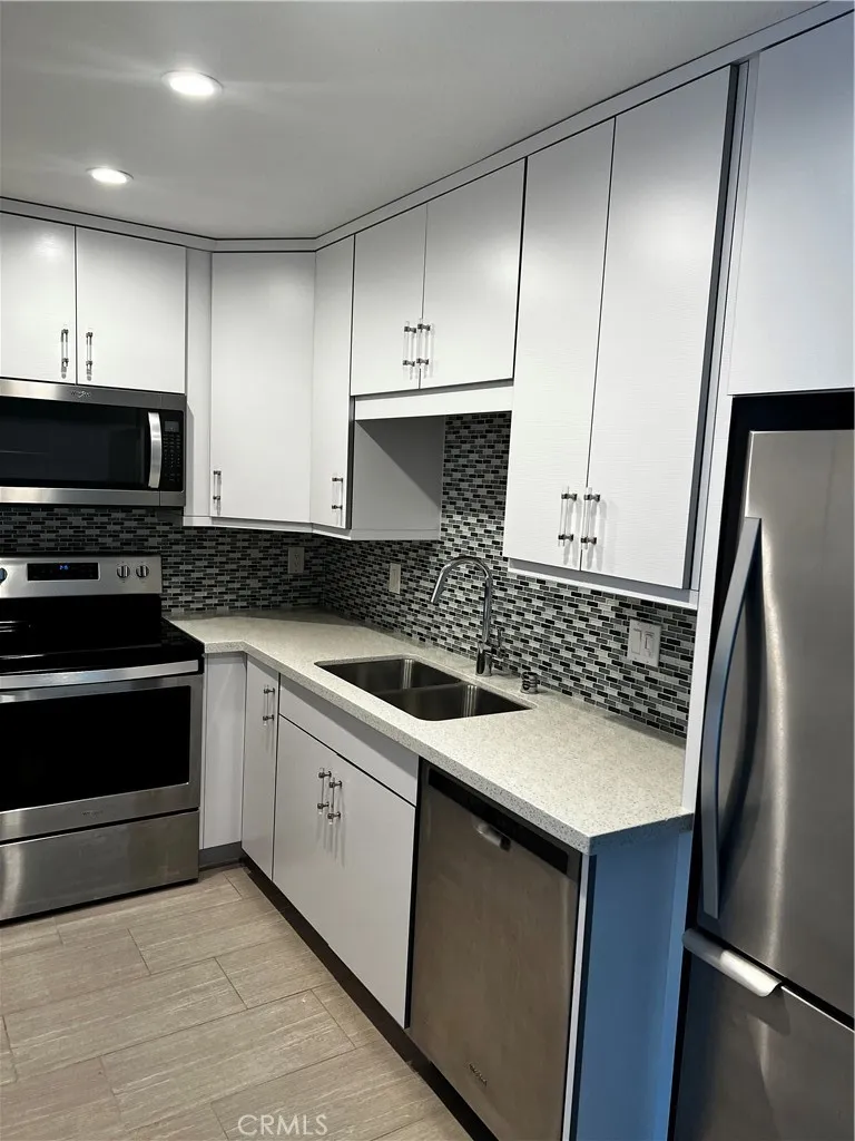 Photo #4: IV25120612 Listing 