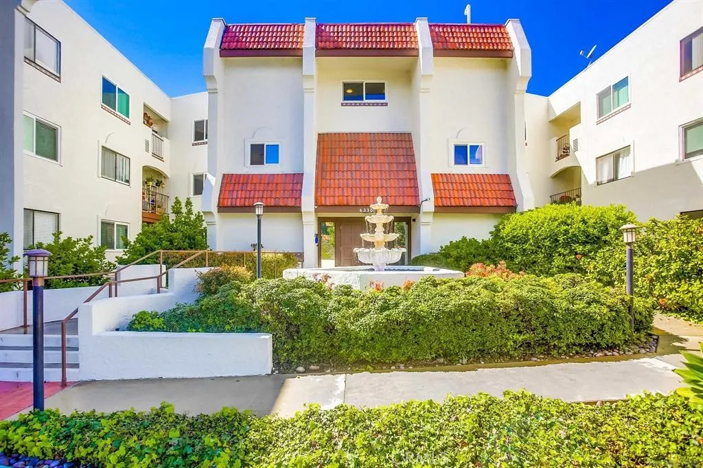 MLS: IV25120612 Condo For Sale