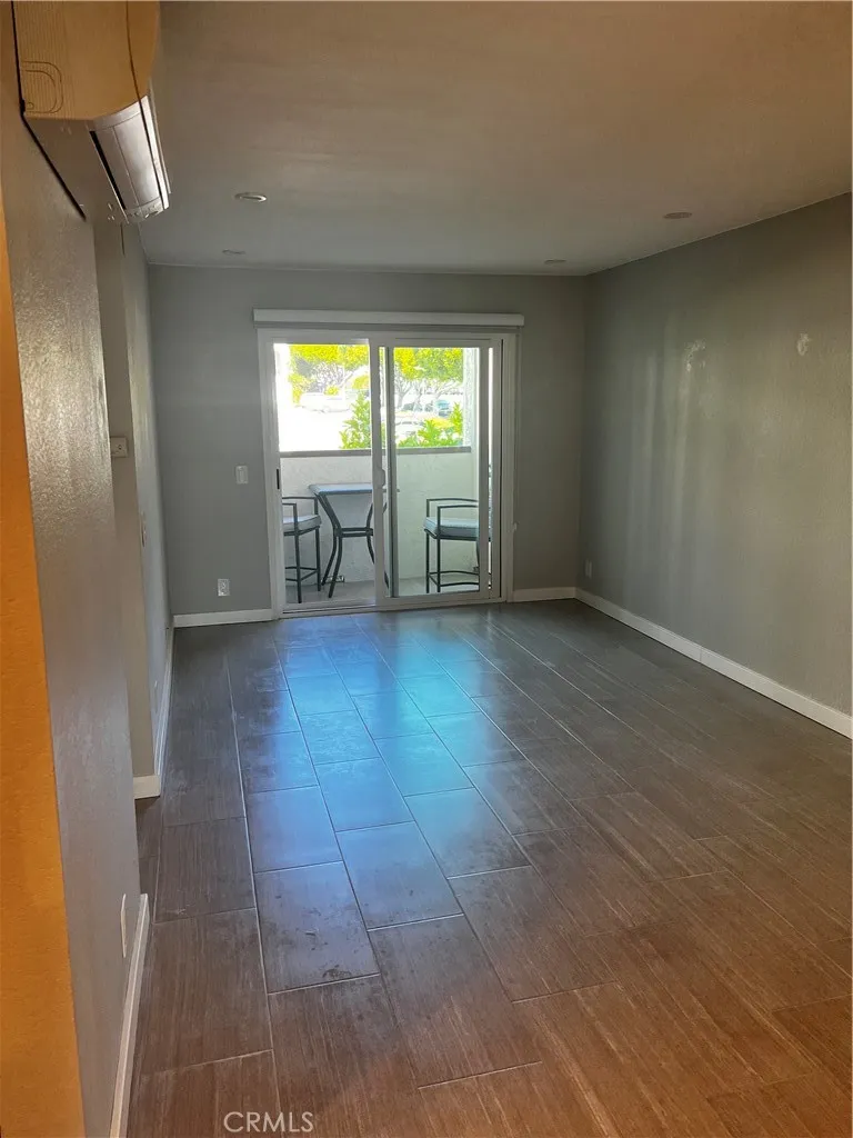 Photo #7: IV25120612 Listing: Photo #7