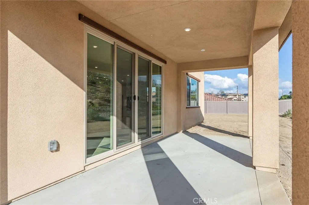 https://cdn.realtyfeed.com/cdn/127/306456905/817cb23554ccde9d8172103991821753.webp