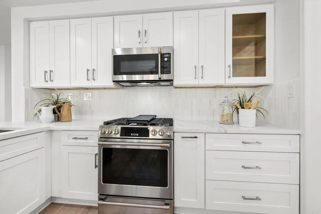 https://cdn.realtyfeed.com/cdn/127/306456970/39558024ca54e0e45be76405fbe31fe1.webp