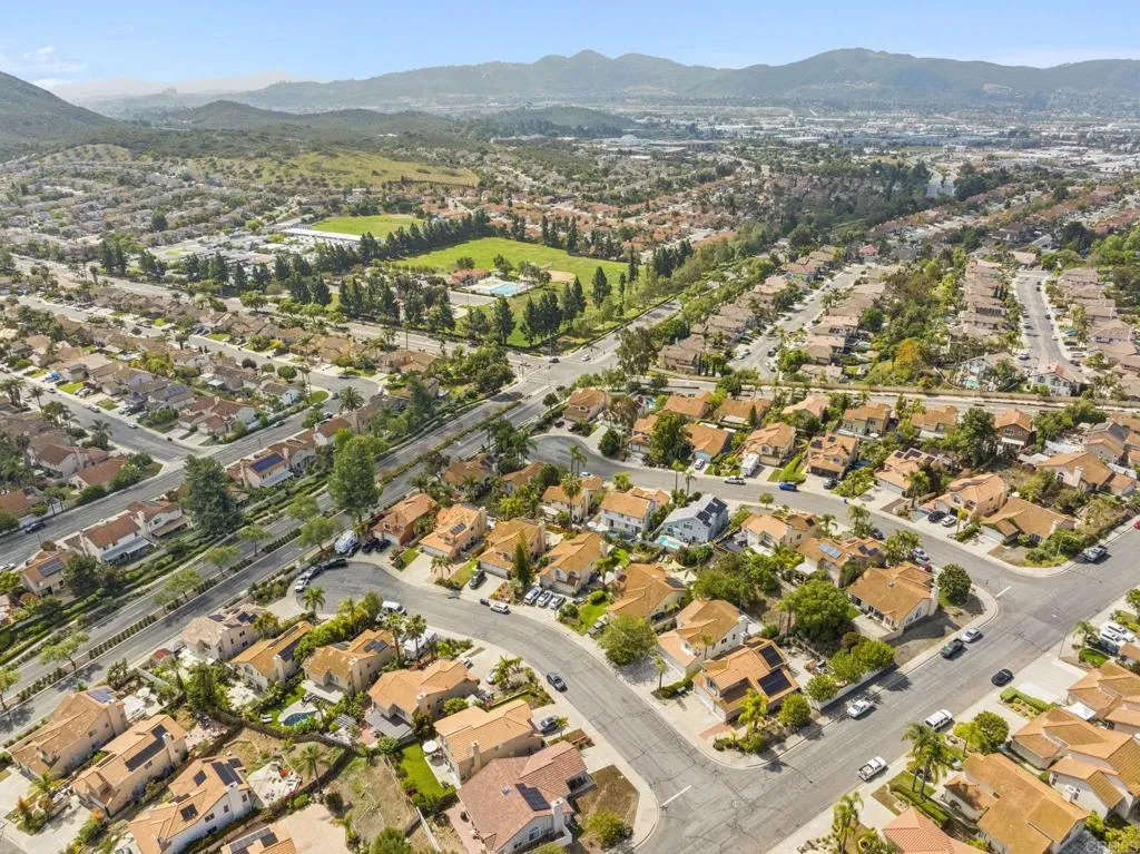 https://cdn.realtyfeed.com/cdn/127/306456970/8b023847a416848b4b0320f589ac9ad2.webp