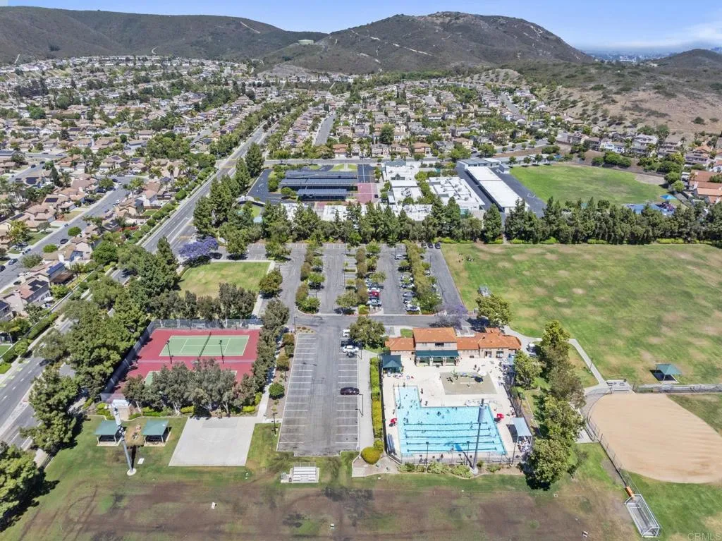 https://cdn.realtyfeed.com/cdn/127/306456970/b9c0080bb407e3cb25beccbaef941772.webp