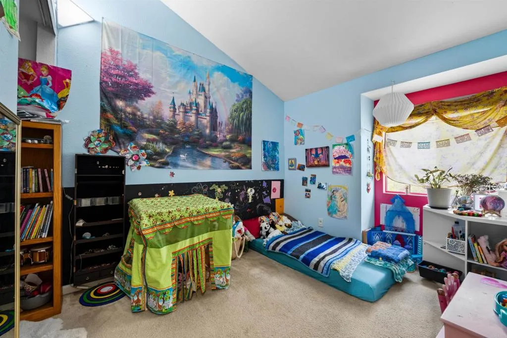https://cdn.realtyfeed.com/cdn/127/306456972/da6ef94315f3fc8595933433475be53b.webp