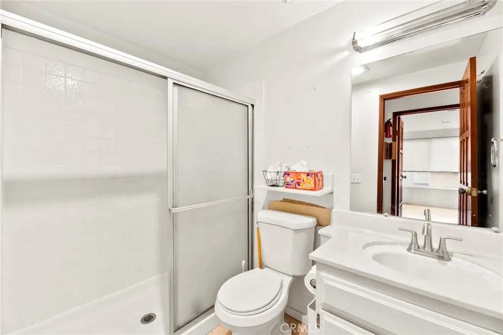 Photo #12: SW25123504 Listing: Photo #12