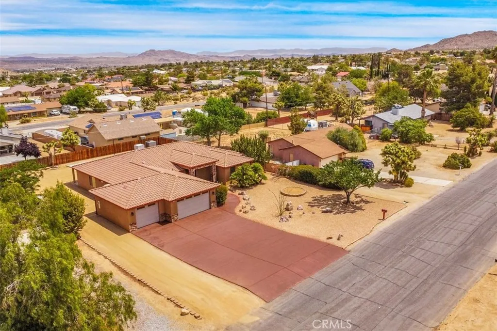 57934 Juarez Drive, Yucca Valley, CA 92284 - Photo 3 of 58, Yucca Valley, CA