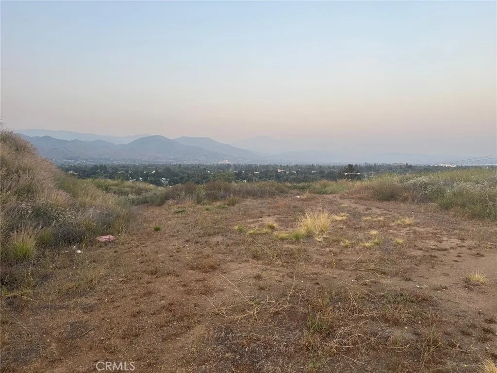 1084 W Marshall Blvd, San Bernardino, CA 92405 - Photo 5 of 16, San Bernardino, CA