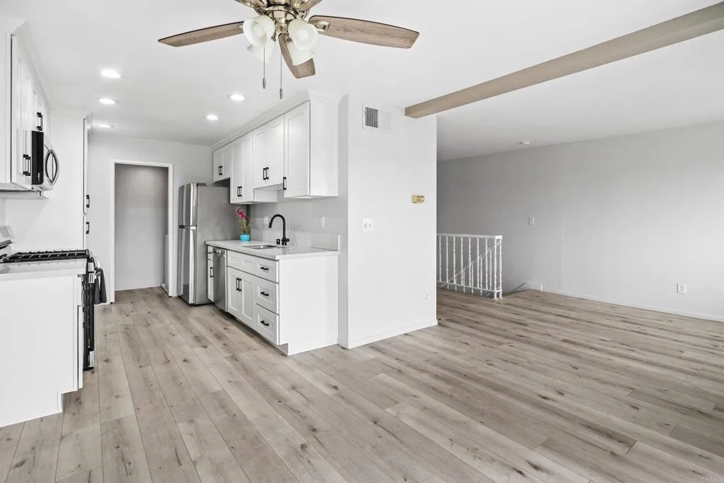 https://cdn.realtyfeed.com/cdn/127/306457326/328ed6720338d5f371fafc7c52f5484f.webp