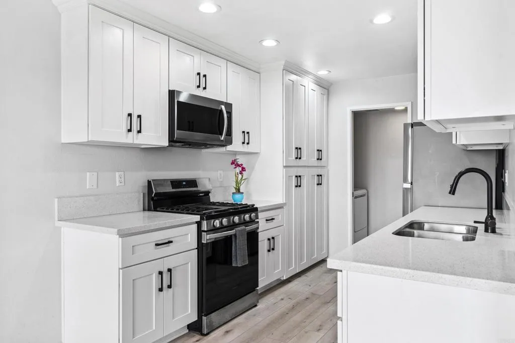 https://cdn.realtyfeed.com/cdn/127/306457326/75851f7f7869420e70073477bf5a8841.webp