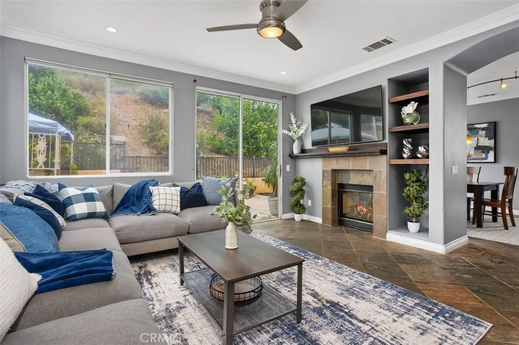 https://cdn.realtyfeed.com/cdn/127/306457347/1bec182dfe4f25b3c2014c36c64c6b68.webp