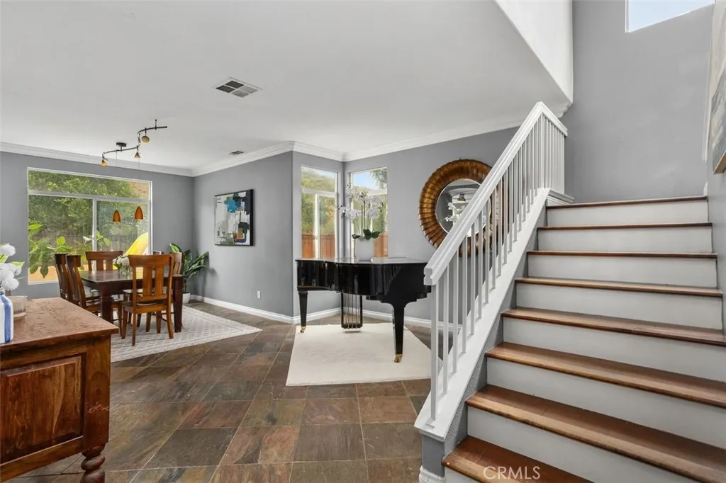 https://cdn.realtyfeed.com/cdn/127/306457347/ebbcf10f462083e27c87d29ddd6b75be.webp
