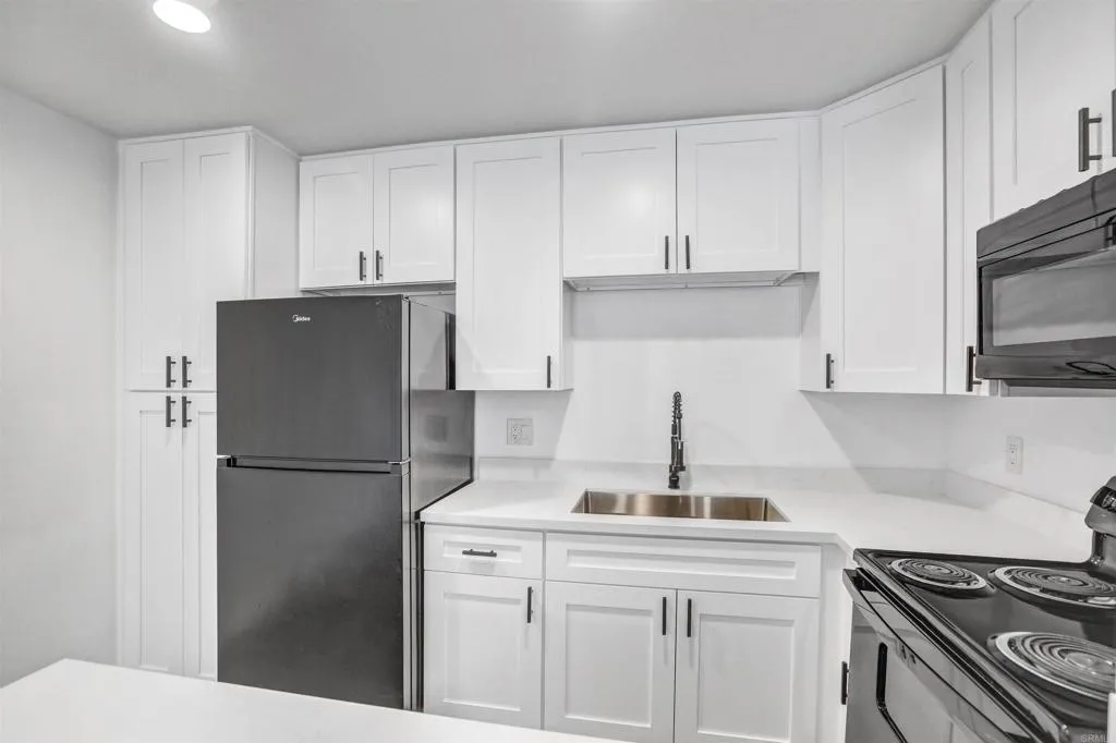 https://cdn.realtyfeed.com/cdn/127/306457420/9e36d0fd3e6031af00443569fff4acf0.webp