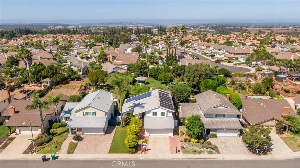 https://cdn.realtyfeed.com/cdn/127/306457776/2c19b5cc19f74260123a0fa9d9df1de0.webp