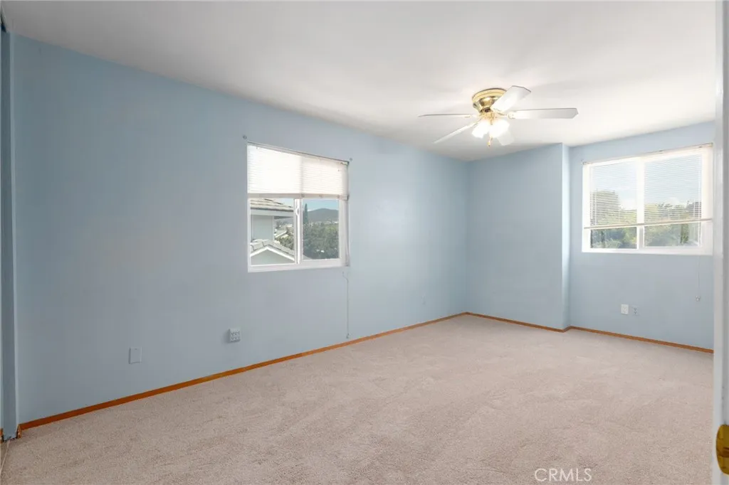 https://cdn.realtyfeed.com/cdn/127/306457776/85ea9b79c9505f5408a181de9afe25d2.webp