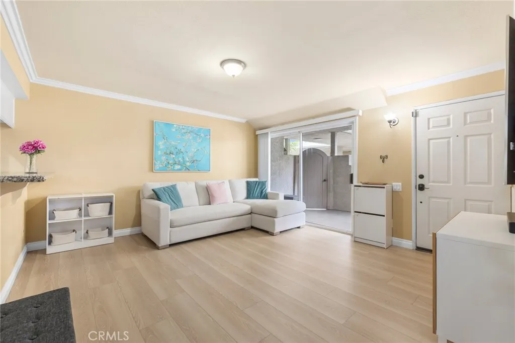 3605 E Anaheim Street Unit 315