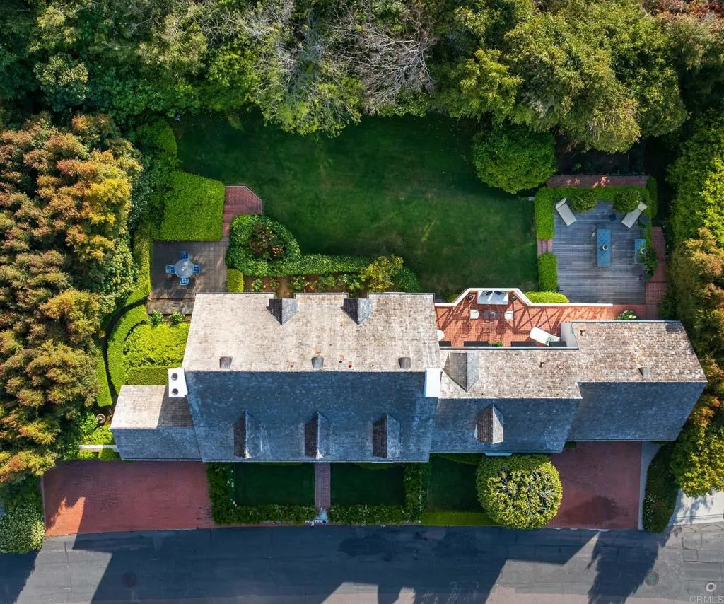 https://cdn.realtyfeed.com/cdn/127/306458156/dfad4a0b63e7af5f4f59e7b03e5ccc7e.webp