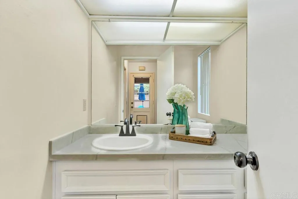 https://cdn.realtyfeed.com/cdn/127/306458181/097a2444d1228a0bb6e3a44444175065.webp