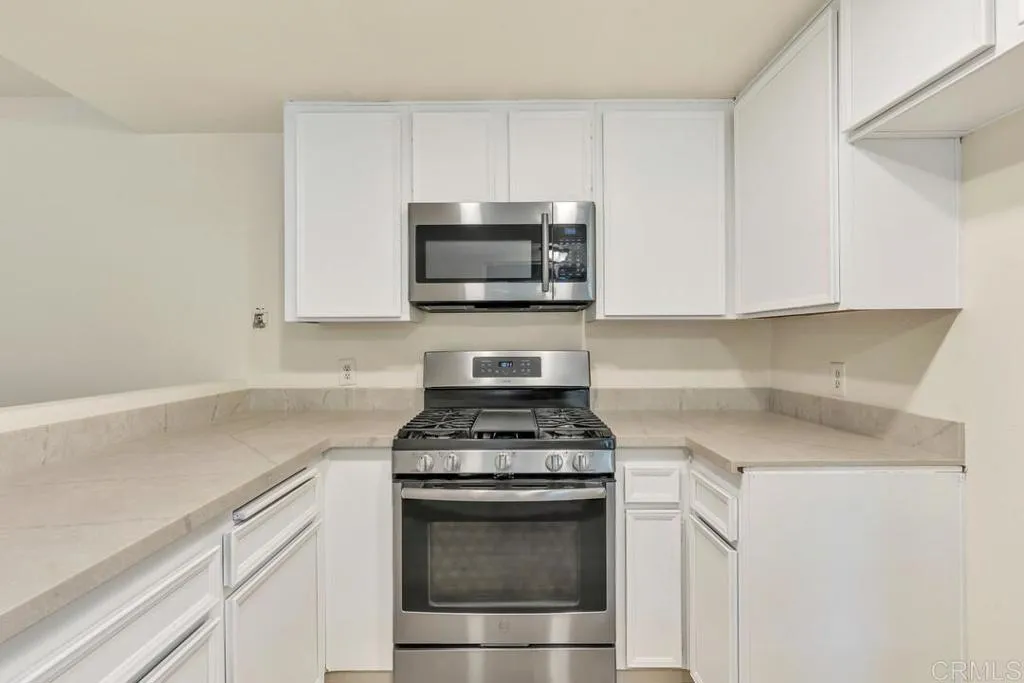 https://cdn.realtyfeed.com/cdn/127/306458181/3394619ddc55b35c637c8dda85adb571.webp