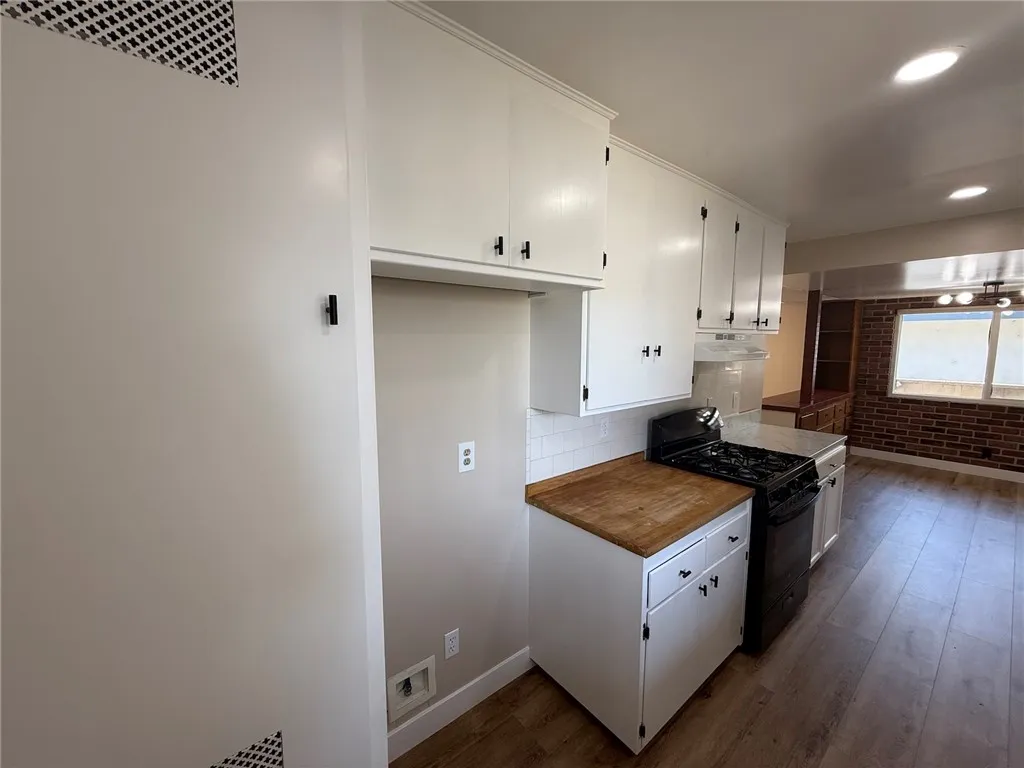 1124 N Old Mill Road, Azusa, CA 91702 - Photo 3 of 20, Azusa, CA