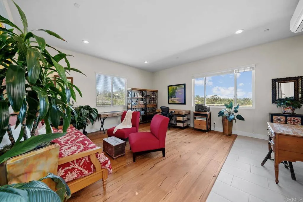 https://cdn.realtyfeed.com/cdn/127/306458494/8f1536807ffa4c12902d8ad5c7a46e6d.webp