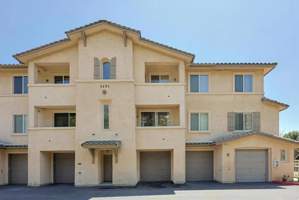 Photo #3: PTP2504137 Listing 