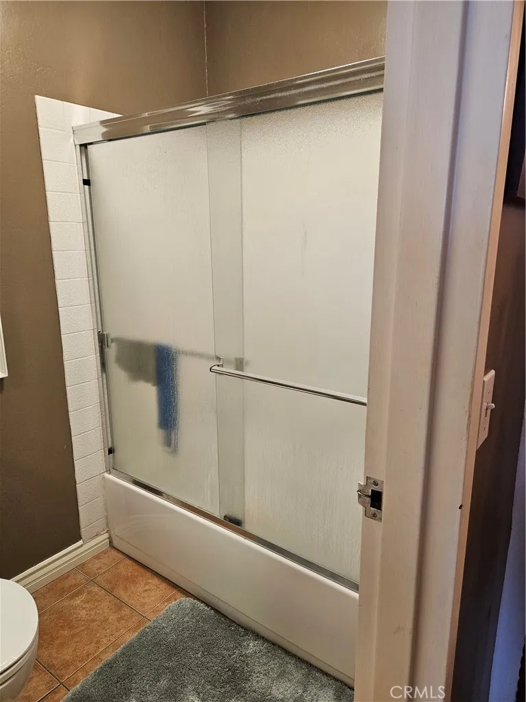 https://cdn.realtyfeed.com/cdn/127/306458862/044c6db3ae73f46b6d39f0473cf1415d.webp