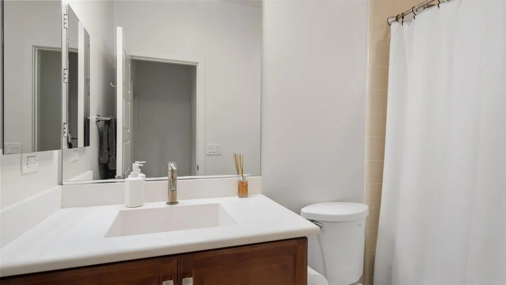 Photo #30: PTP2504142 Listing: Photo #30