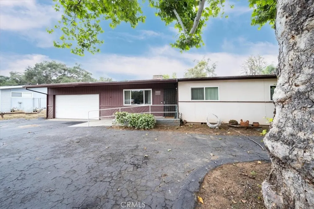 https://cdn.realtyfeed.com/cdn/127/306458976/4cfbb0a456740f09a5082a390417504b.webp