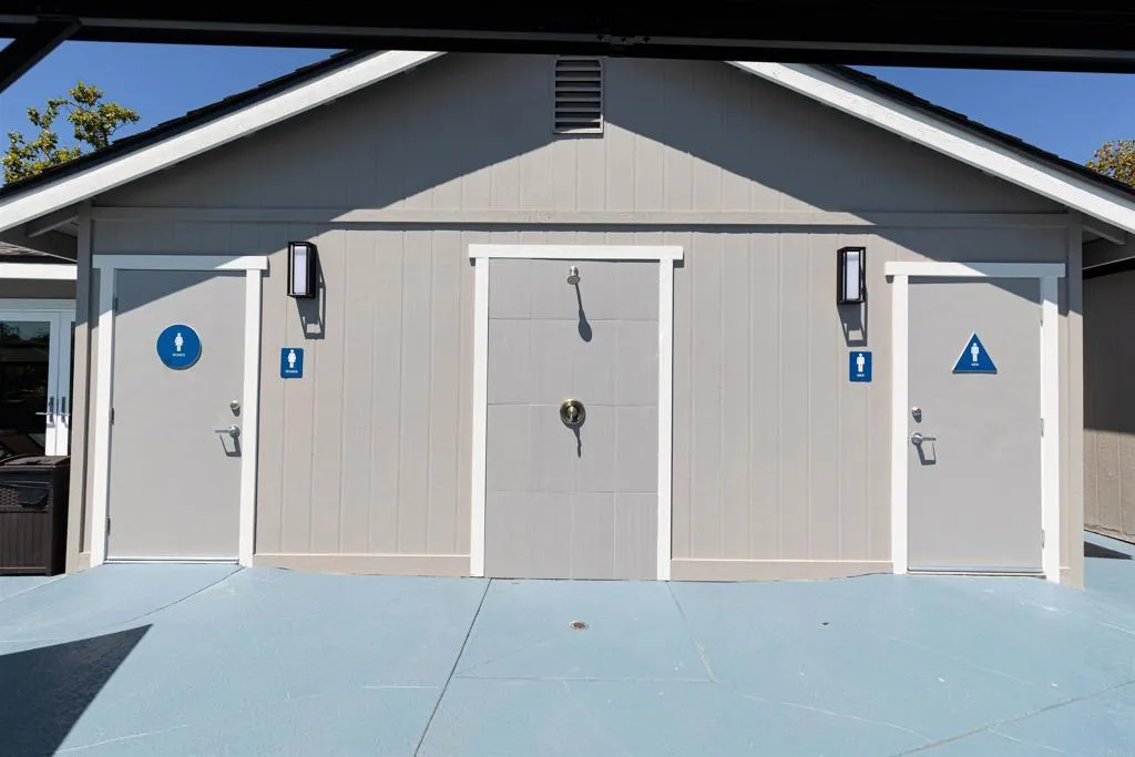 https://cdn.realtyfeed.com/cdn/127/306459006/413b604cd8e6bcc110284f1f15534956.webp