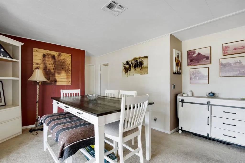 https://cdn.realtyfeed.com/cdn/127/306459006/a6490b0dedfc3de20d2654e6520faae5.webp