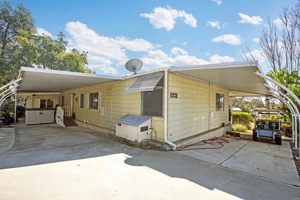 https://cdn.realtyfeed.com/cdn/127/306459006/af2978db8fd1339bc2b83687576b2012.webp