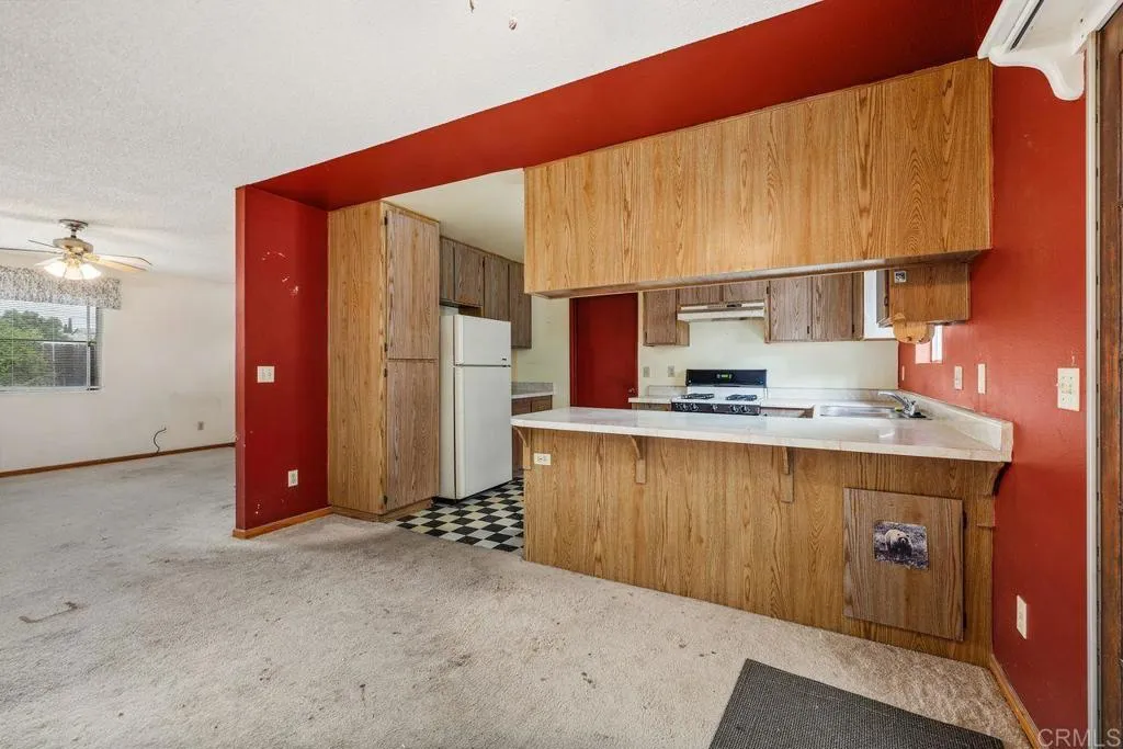 https://cdn.realtyfeed.com/cdn/127/306459007/84490843244786463075aecc11386b44.webp