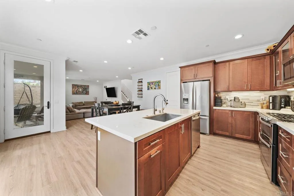 https://cdn.realtyfeed.com/cdn/127/306459009/27d12f249be3c740438ae9ab4e456d30.webp