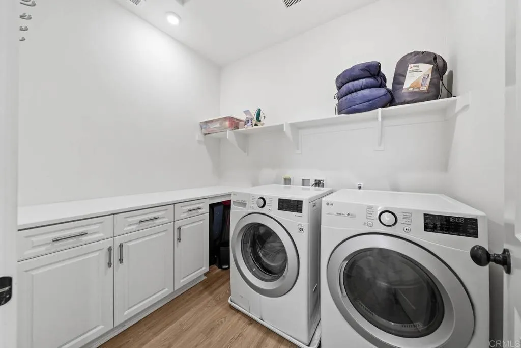 https://cdn.realtyfeed.com/cdn/127/306459009/915e27638bdd858e7de11b34e757ec2f.webp