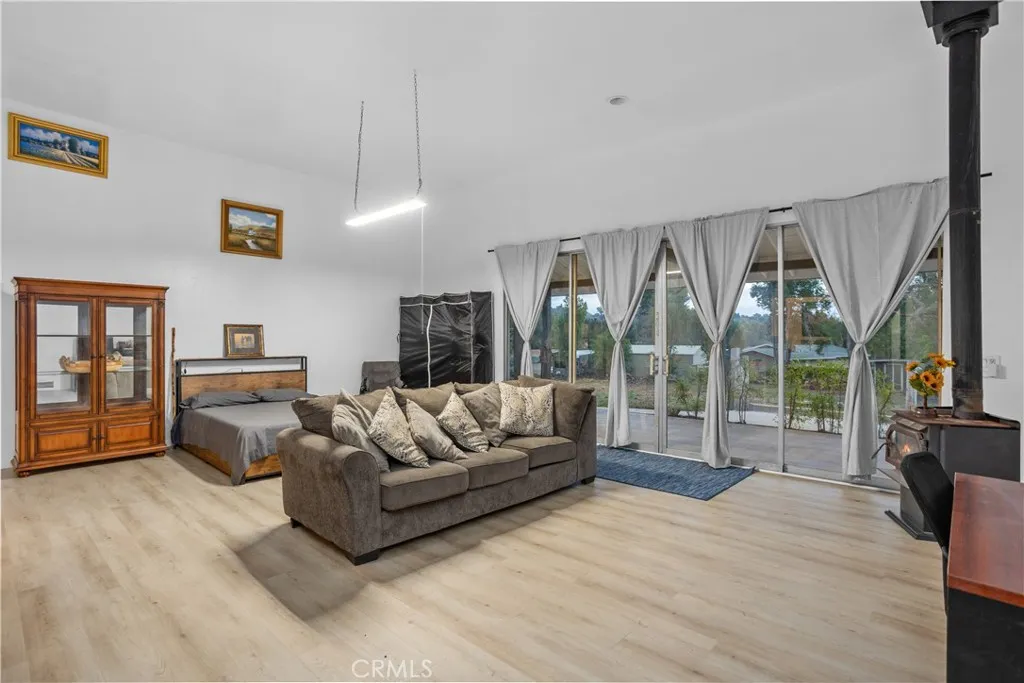 https://cdn.realtyfeed.com/cdn/127/306459033/8c98c8798f0b31a51774e6126dfff56f.webp
