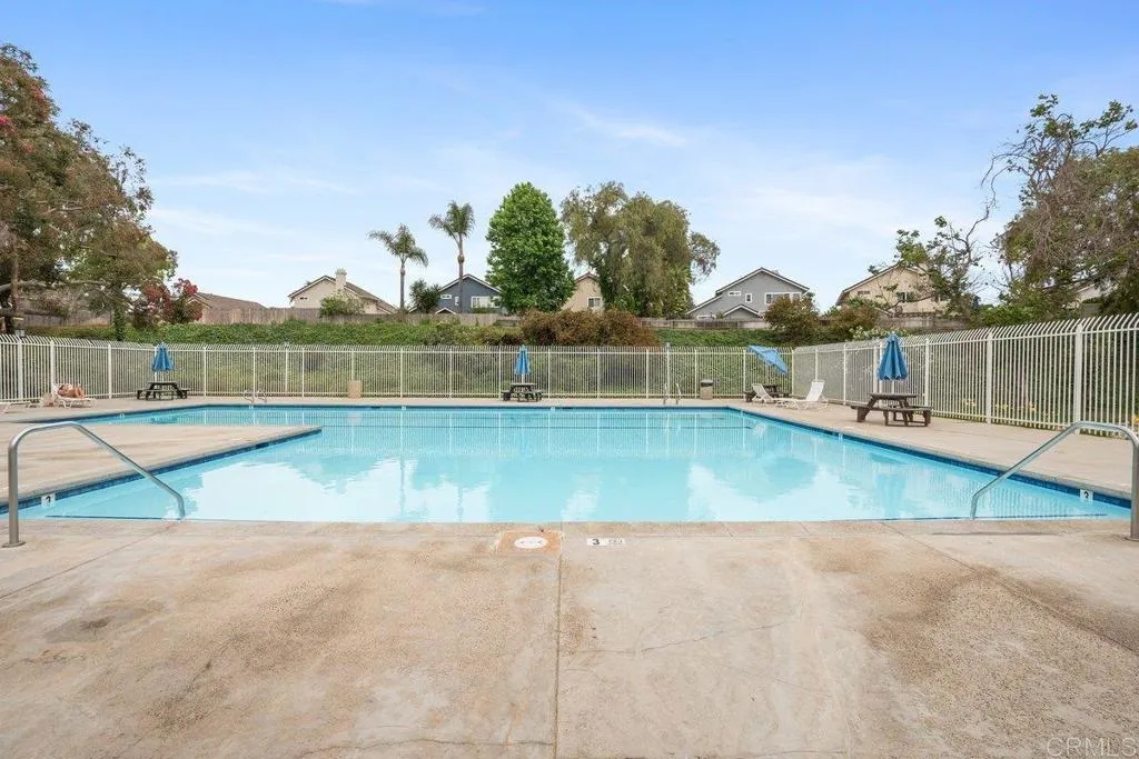 https://cdn.realtyfeed.com/cdn/127/306459110/4c071b6dfad3bc5eb5baf7f1503accca.webp