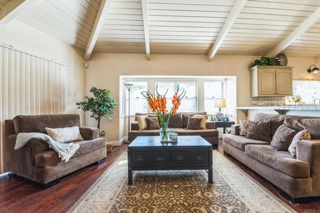 https://cdn.realtyfeed.com/cdn/127/306459137/1130f526f77f40a9d9d58b728fbf67ad.webp