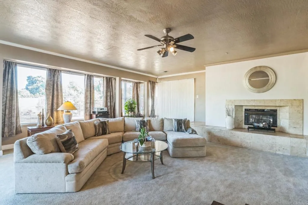 https://cdn.realtyfeed.com/cdn/127/306459137/802076fc5dc30b236bbb621190a6b8b5.webp
