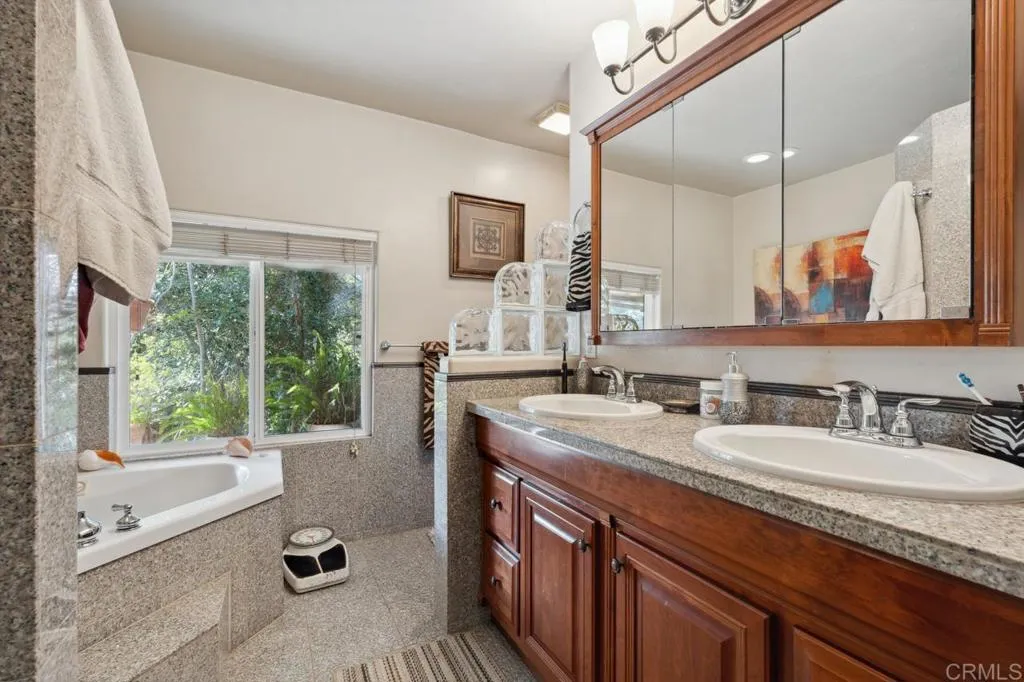 https://cdn.realtyfeed.com/cdn/127/306459186/136b0f5bcf1da6080b226df57370be89.webp