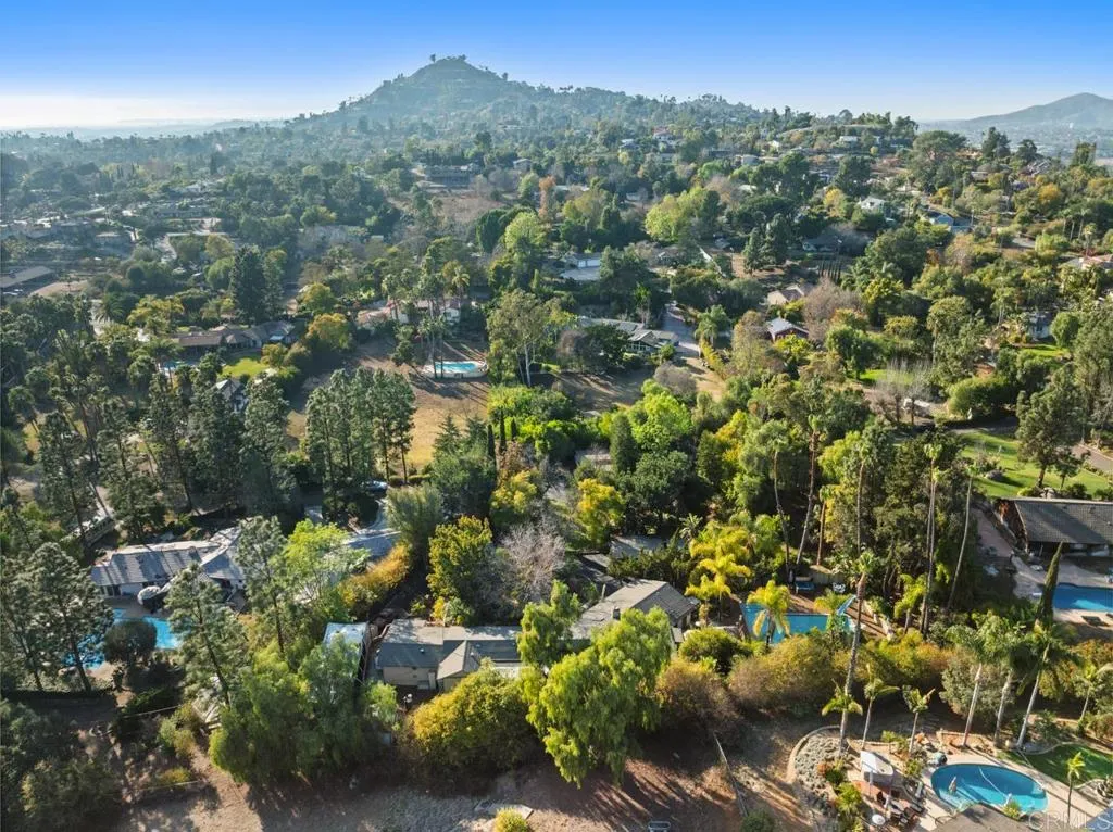 https://cdn.realtyfeed.com/cdn/127/306459186/421385579d01c9f9ea040857168cf1b6.webp