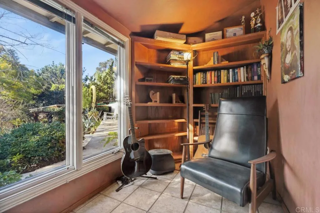 https://cdn.realtyfeed.com/cdn/127/306459186/e7f37fc31cbf862bbd58ec08683c81a7.webp