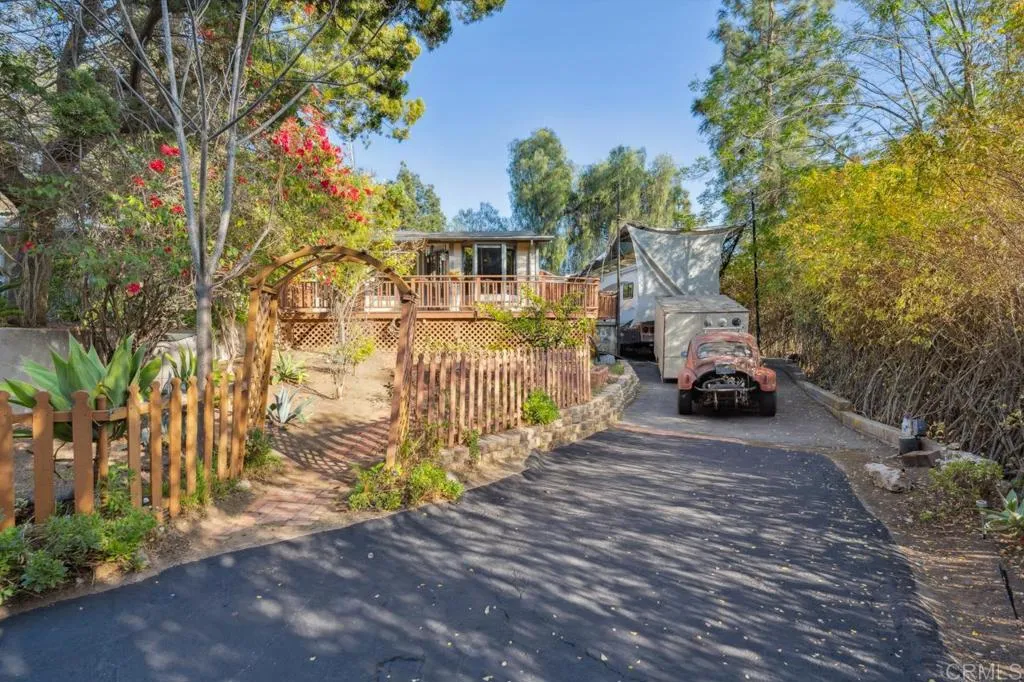 https://cdn.realtyfeed.com/cdn/127/306459186/f93084db5818c3892ebf2d31d0923a00.webp